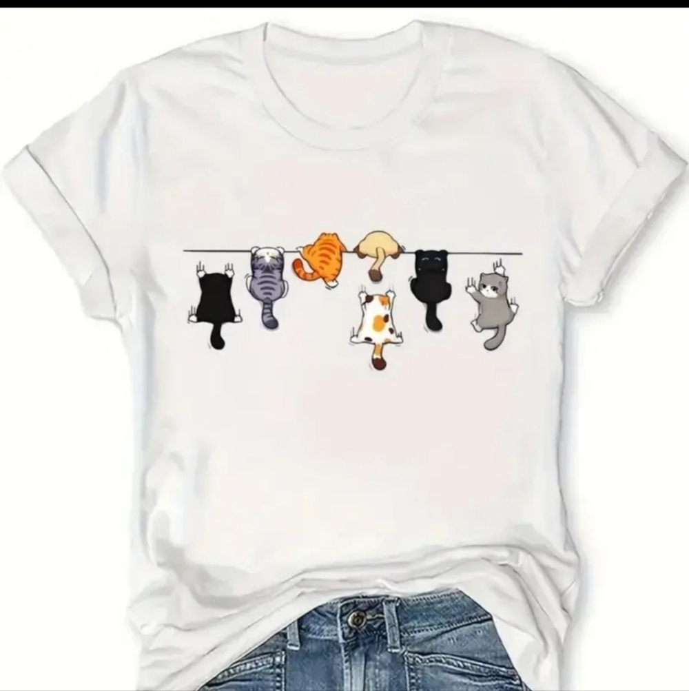 NEW! Womans Casual Cat Print Graphic Print T-Shirt for Cat Lovers Medium